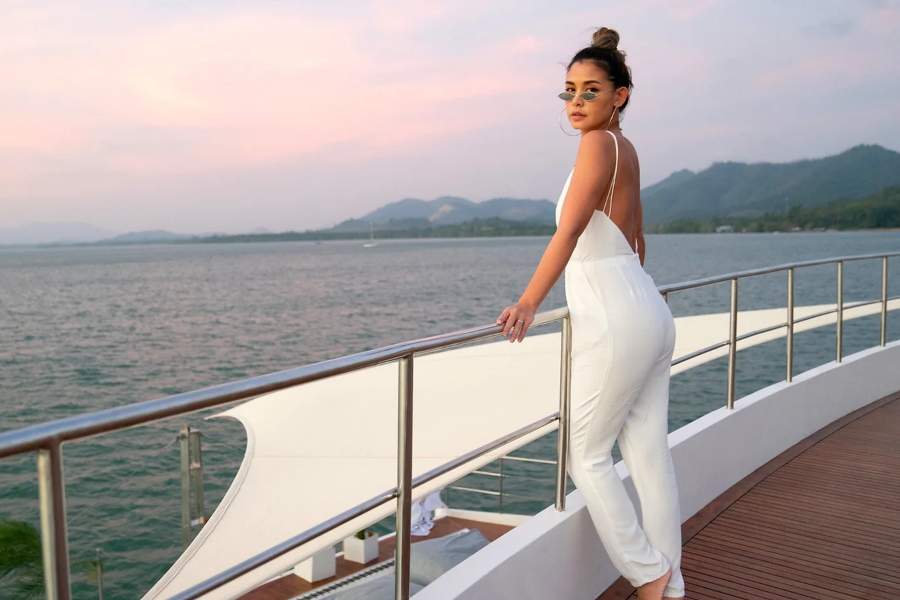 The seanery James Bond island tour from Phuket