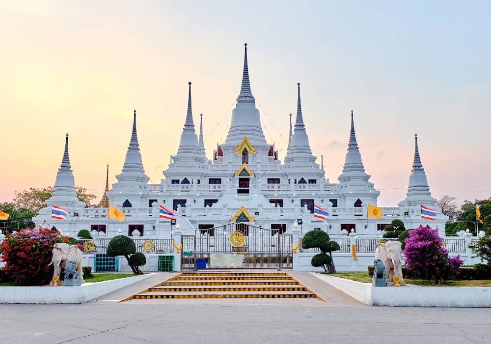 wat asokaram entrance